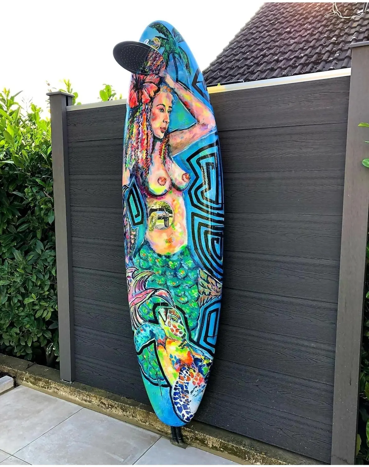 Surfboard für Gartendusche von Kassarti 
